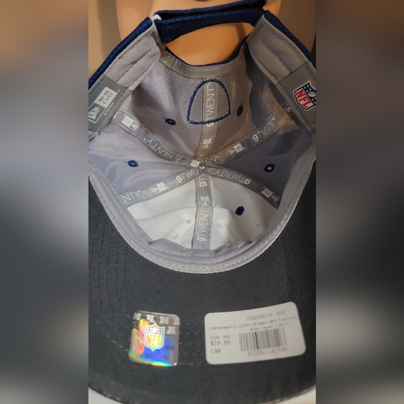 BNWT Indianapolis Colts Adjustable Hat - Picture 2 of 5